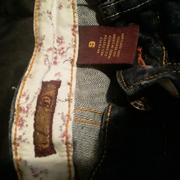 Ladies jeans - Picture 2 of 3